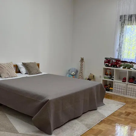 Apartment Dar