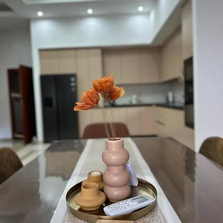 Dar Apartment *